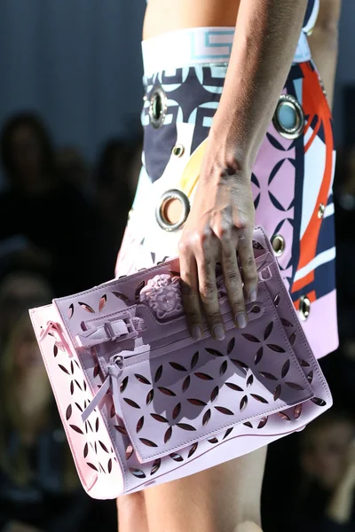 Look 55
